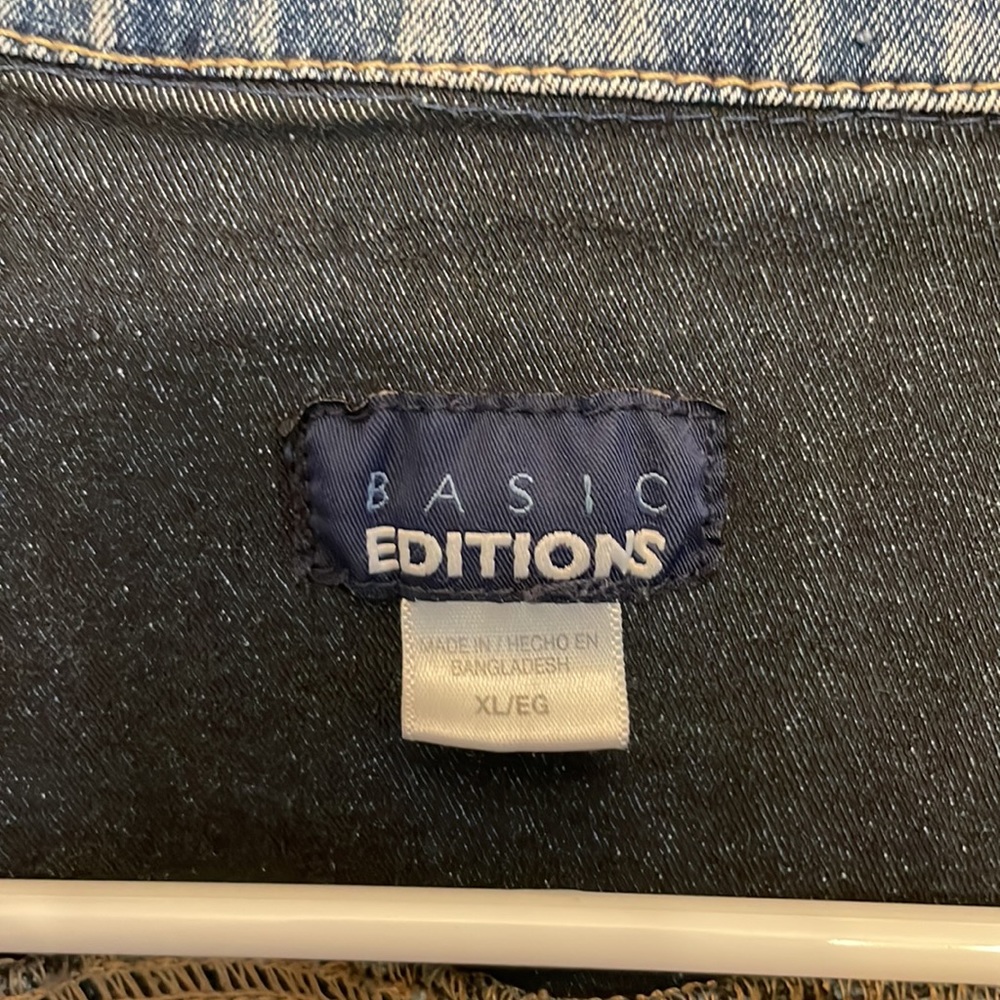 Jean Jacket - Picture 3 of 3
